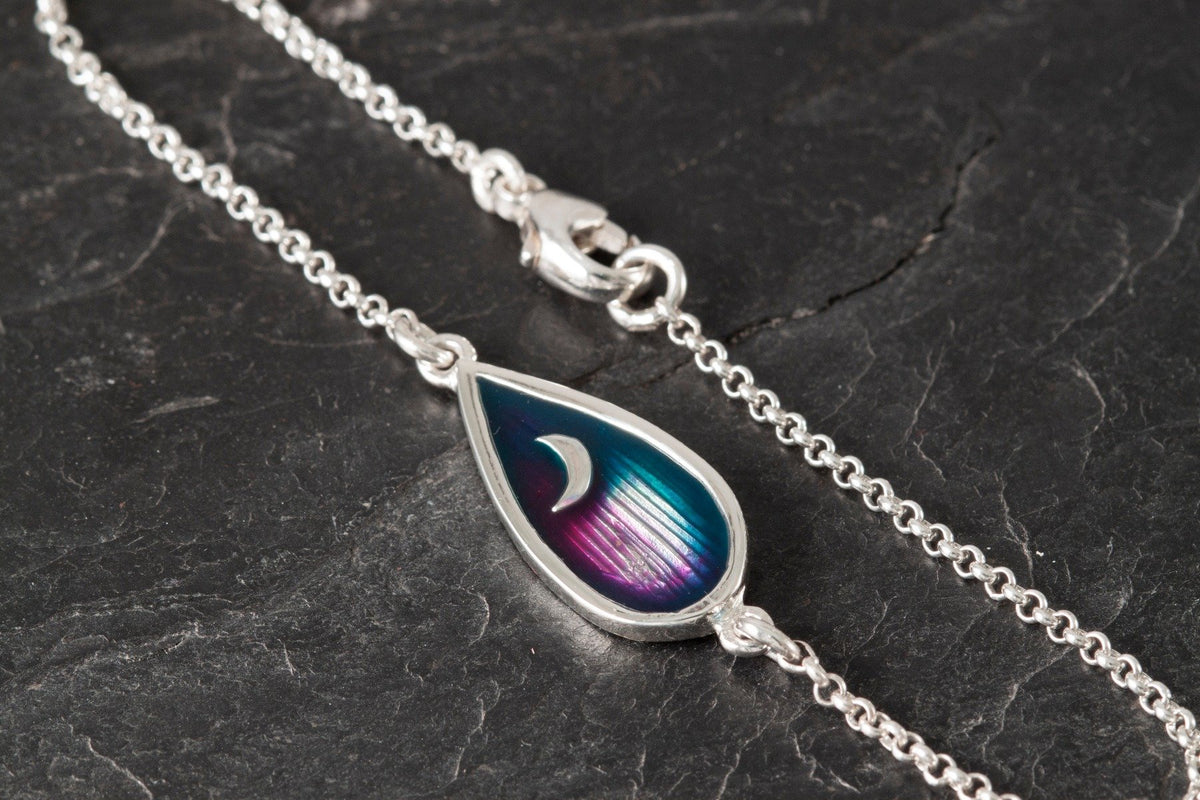 Mirrie Dancer teardrop bracelet
