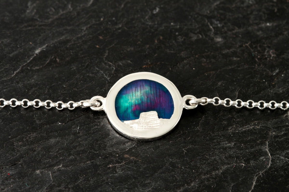 Mirrie dancer Mousa broch bracelet