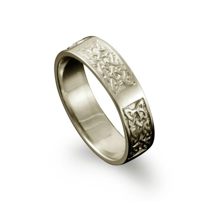 Whalsay Celtic Ring in 18ct White Gold