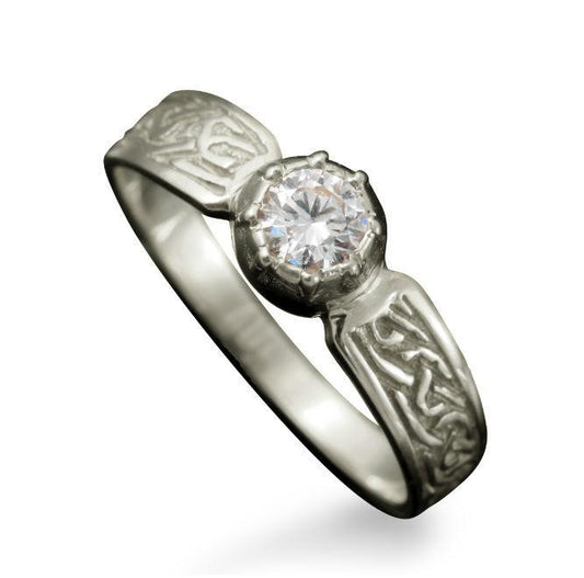 Celtic Diamond Ring with claw Diamond setting in Platinum