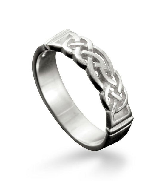 Linga Celtic Ring in Silver