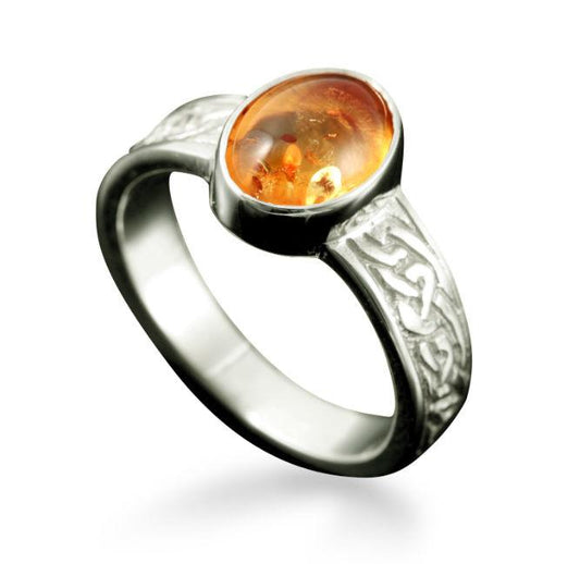 Uyea Celtic Amber Ring in Platinum