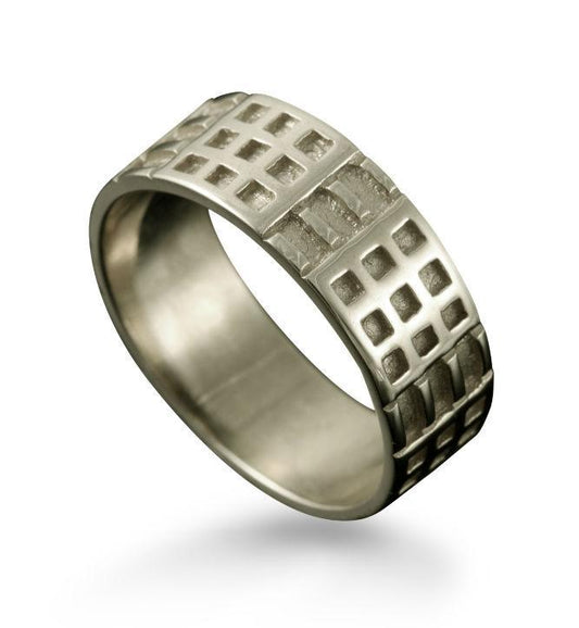 Charles Rennie Mackintosh ring in 9ct White Gold