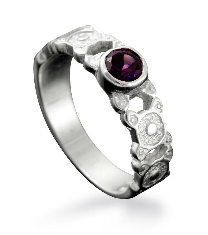 St. Ninian's Treasure Ring in Silver